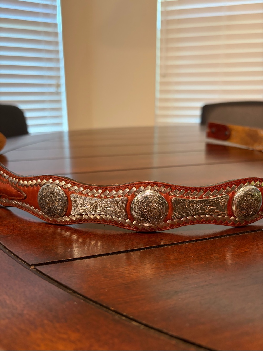 Tony Lama Men’s Western Brown Leather Belt with Silver Conchos Size 36 - Picture 4 of 7